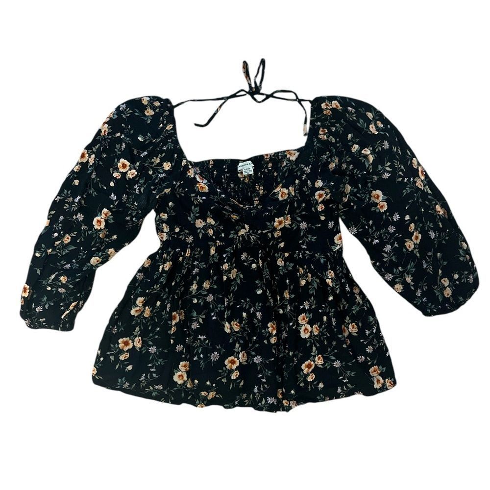 American Eagle Black Floral Puff Sleeve Blouse